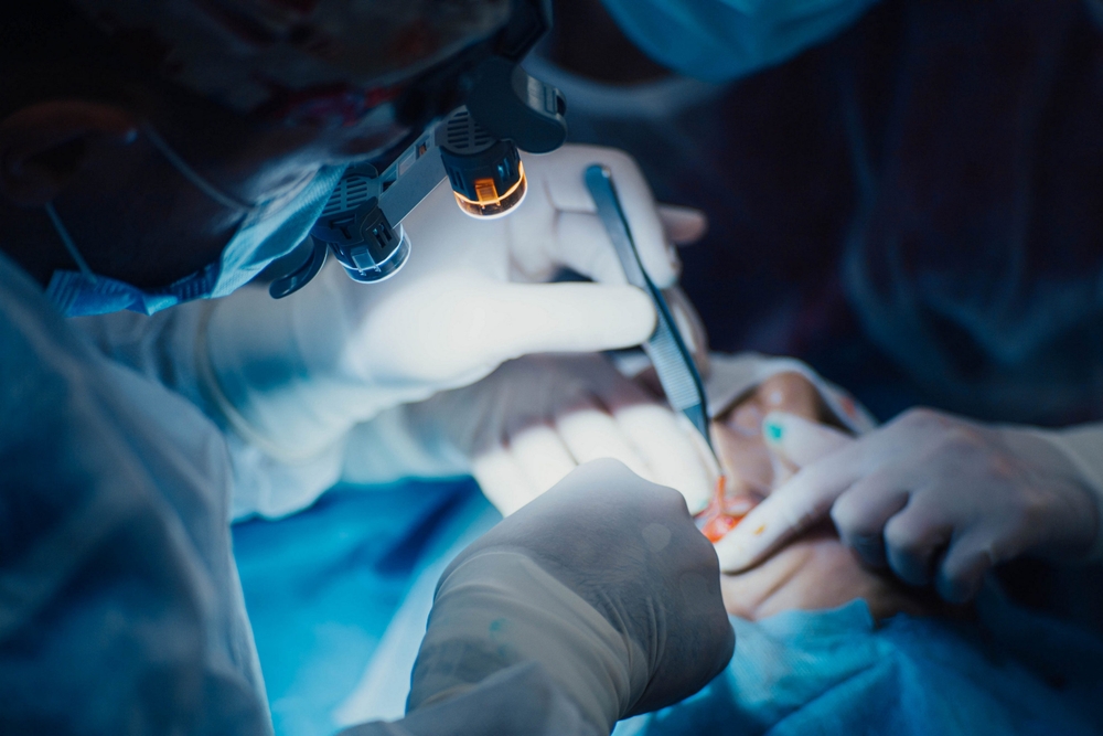 Plastic,Surgery,,Facial,Correction,In,The,Clinic.,Teamwork